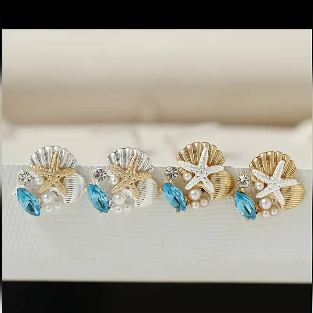 Starfish Stud Earrings Blue Rhinestone Accents Fashion Jewelry 2 Pairs